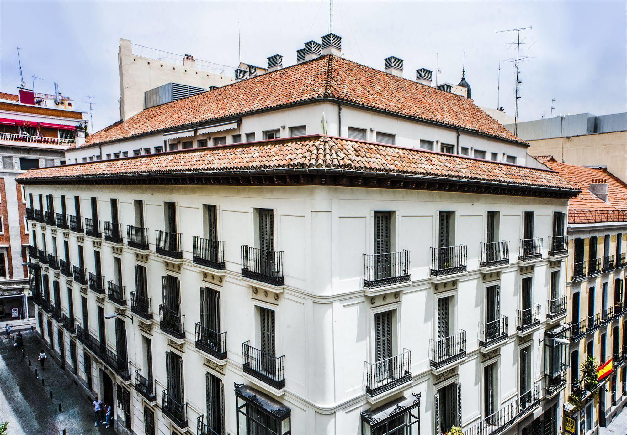 Gran Via Suites Madrid Eksteriør bilde